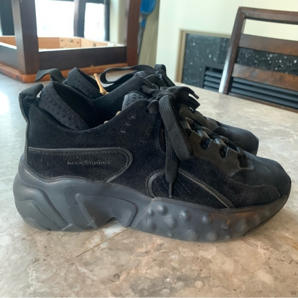 Acne‎ Studios Black Chunky Manhattan Sneakers - Picture 3 of 8